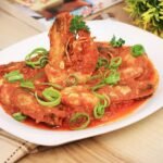 Ditegur Saat Makan Udang di Rumah Tante: Kisah Bocah Ini Bikin Netizen Terharu dan Tersindir