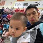 Pesona Rezky Adhitya: Suamiable Banget Saat Momong Anak, Bikin Hati Meleleh!