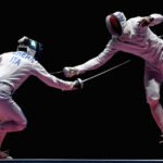 Anggar: Lebih dari Sekadar Pedang dan Topeng, Sebuah Simfoni Gerakan dan Pikiran