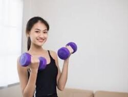 Olahraga Dumbbell: Panduan Lengkap untuk Pemula hingga Tingkat Lanjut