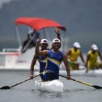 Baik, mari kita telusuri dunia dayung dalam sebuah artikel informatif dan mendalam.