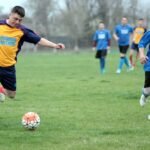 Tentu, mari kita buat artikel mendalam tentang olahraga bola yang mudah dipahami.